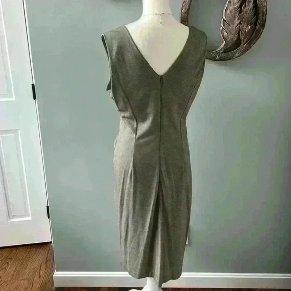 Escada size 42 ( US 12 ) Midi dress fully lined - Picture 5 of 9